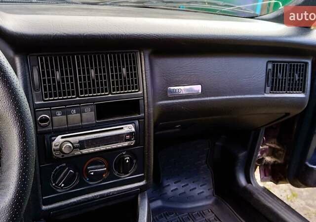 Красный Ауди 90, объемом двигателя 1.78 л и пробегом 343 тыс. км за 2700 $, фото 16 на Automoto.ua