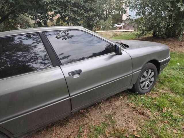 Серый Ауди 90, объемом двигателя 2.23 л и пробегом 3 тыс. км за 1674 $, фото 13 на Automoto.ua