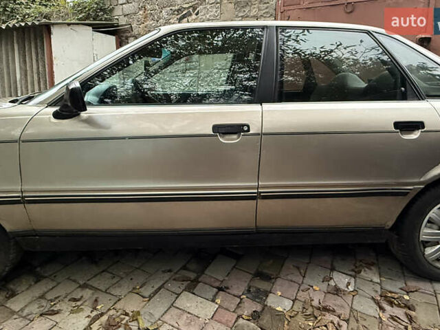 Сірий Ауді 90, об'ємом двигуна 2 л та пробігом 400 тис. км за 1400 $, фото 7 на Automoto.ua
