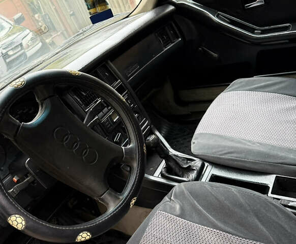 Сірий Ауді 90, об'ємом двигуна 2 л та пробігом 400 тис. км за 1400 $, фото 5 на Automoto.ua