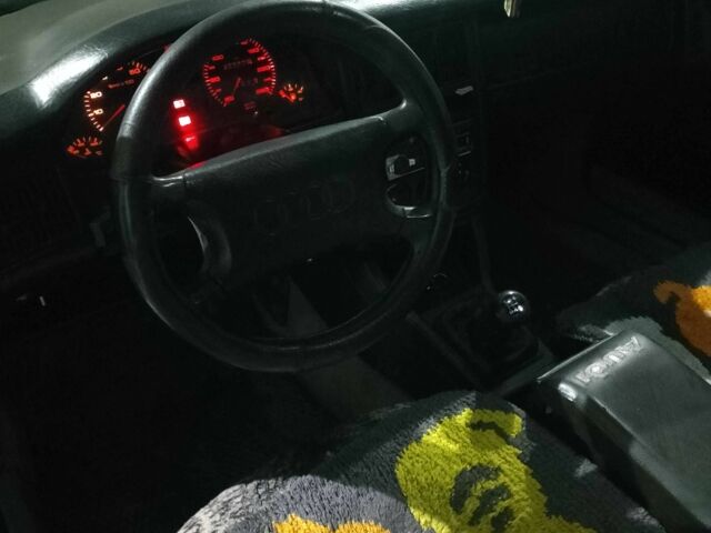 Сірий Ауді 90, об'ємом двигуна 2.3 л та пробігом 350 тис. км за 1500 $, фото 4 на Automoto.ua