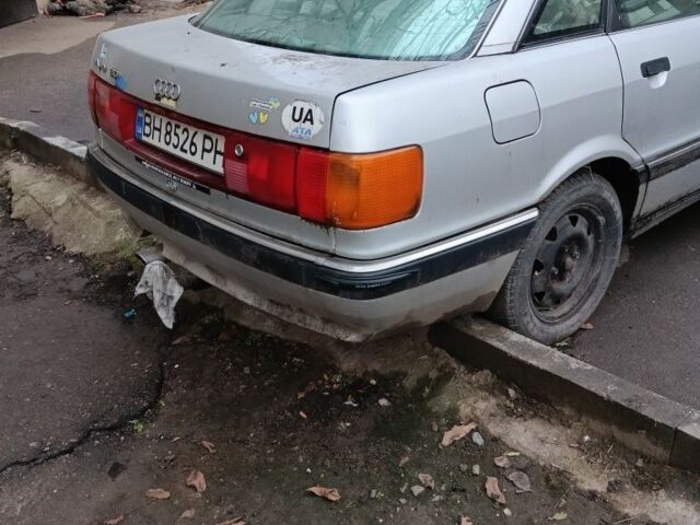 Серый Ауди 90, объемом двигателя 2 л и пробегом 370 тыс. км за 1200 $, фото 3 на Automoto.ua