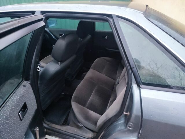 Серый Ауди 90, объемом двигателя 2 л и пробегом 200 тыс. км за 1000 $, фото 5 на Automoto.ua