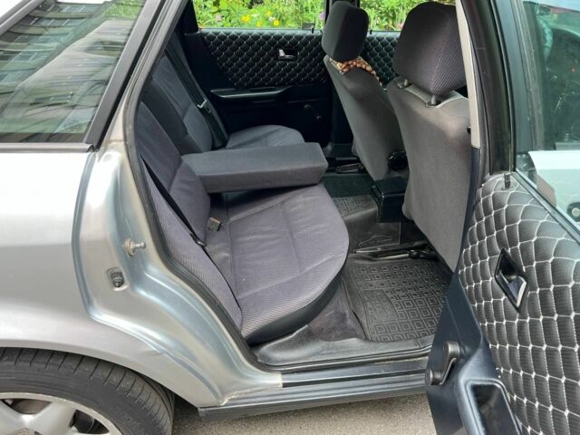 Серый Ауди 90, объемом двигателя 2 л и пробегом 342 тыс. км за 2999 $, фото 10 на Automoto.ua