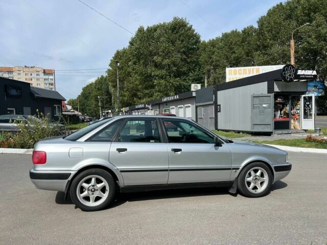 Серый Ауди 90, объемом двигателя 2 л и пробегом 342 тыс. км за 2999 $, фото 3 на Automoto.ua