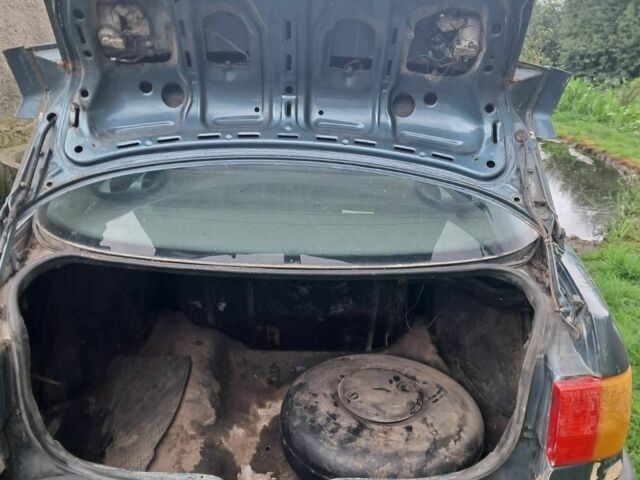 Синий Ауди 90, объемом двигателя 2 л и пробегом 200 тыс. км за 1500 $, фото 11 на Automoto.ua