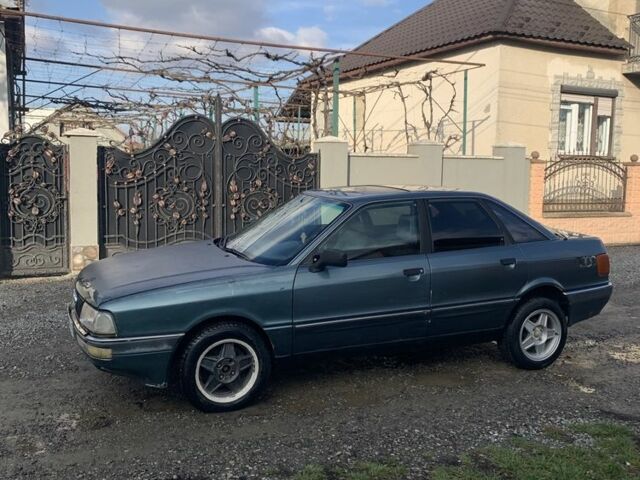 Синий Ауди 90, объемом двигателя 1.6 л и пробегом 300 тыс. км за 1050 $, фото 4 на Automoto.ua