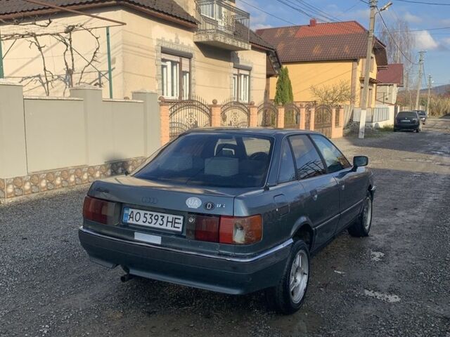 Синий Ауди 90, объемом двигателя 1.6 л и пробегом 300 тыс. км за 1050 $, фото 2 на Automoto.ua