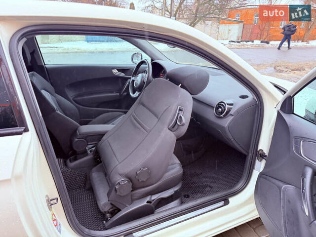 Білий Ауді А1, об'ємом двигуна 1.4 л та пробігом 114 тис. км за 7999 $, фото 21 на Automoto.ua