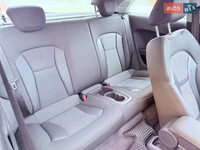 Білий Ауді А1, об'ємом двигуна 1.4 л та пробігом 114 тис. км за 7999 $, фото 25 на Automoto.ua