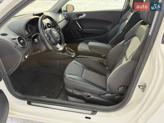 Білий Ауді А1, об'ємом двигуна 1.39 л та пробігом 114 тис. км за 8990 $, фото 29 на Automoto.ua