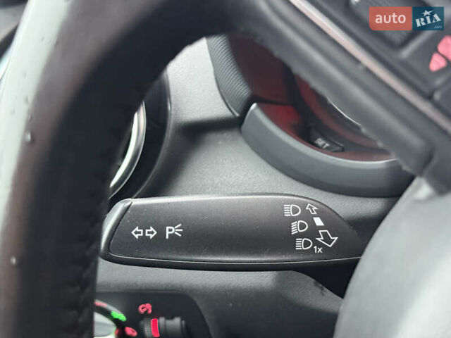 Білий Ауді А1, об'ємом двигуна 1.4 л та пробігом 114 тис. км за 7999 $, фото 46 на Automoto.ua