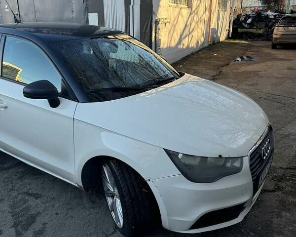 Белый Ауди А1, объемом двигателя 1.4 л и пробегом 240 тыс. км за 7000 $, фото 9 на Automoto.ua