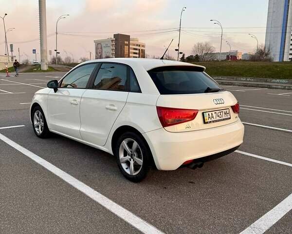 Белый Ауди А1, объемом двигателя 1.39 л и пробегом 127 тыс. км за 9000 $, фото 2 на Automoto.ua