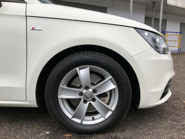 Білий Ауді А1, об'ємом двигуна 14 л та пробігом 115 тис. км за 12900 $, фото 19 на Automoto.ua