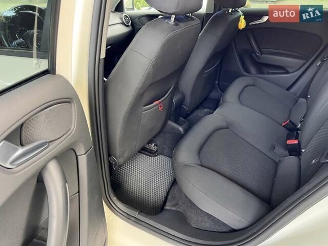 Білий Ауді А1, об'ємом двигуна 1.39 л та пробігом 89 тис. км за 11500 $, фото 14 на Automoto.ua