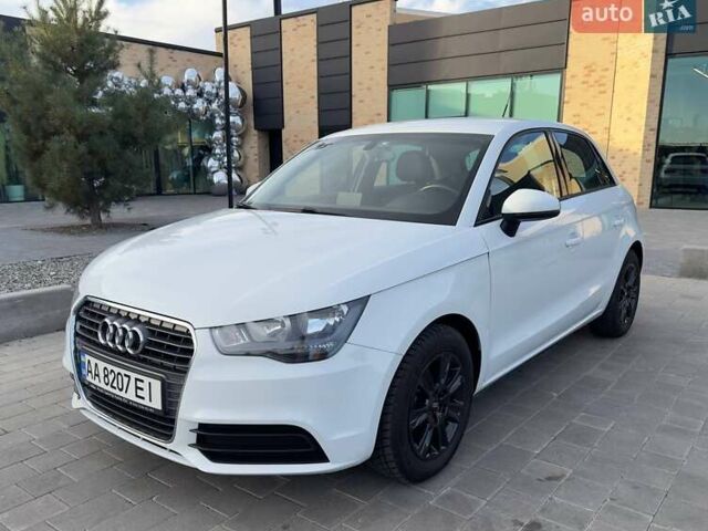 Білий Ауді А1, об'ємом двигуна 1.39 л та пробігом 111 тис. км за 9600 $, фото 9 на Automoto.ua