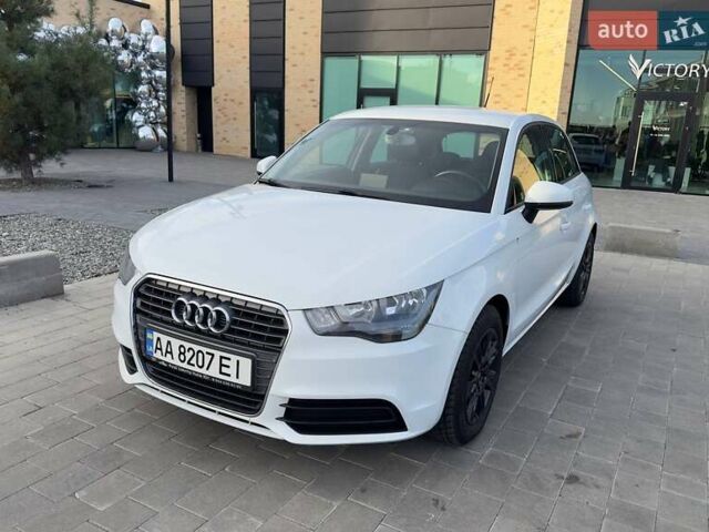 Білий Ауді А1, об'ємом двигуна 1.39 л та пробігом 111 тис. км за 9600 $, фото 8 на Automoto.ua