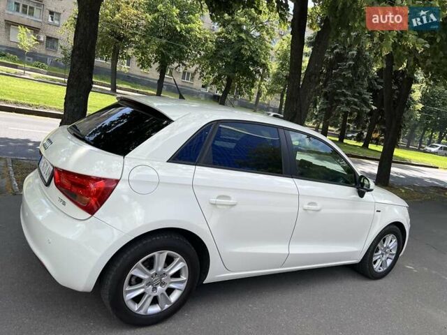 Білий Ауді А1, об'ємом двигуна 1.39 л та пробігом 89 тис. км за 11500 $, фото 6 на Automoto.ua