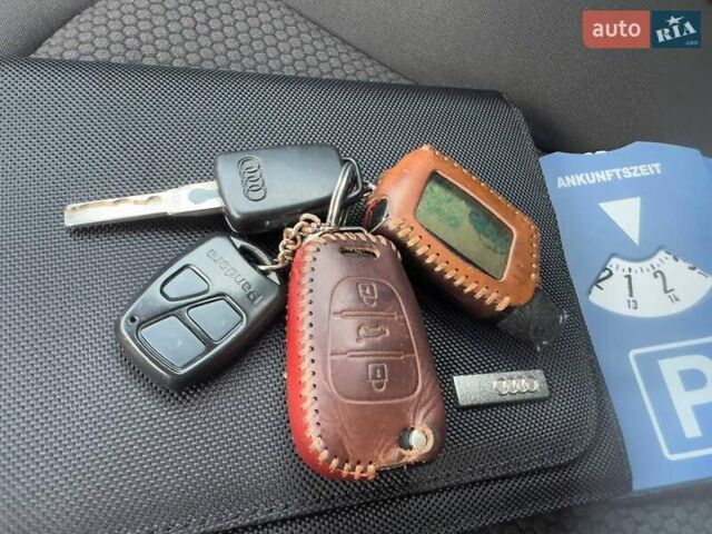 Білий Ауді А1, об'ємом двигуна 1.39 л та пробігом 111 тис. км за 9600 $, фото 48 на Automoto.ua