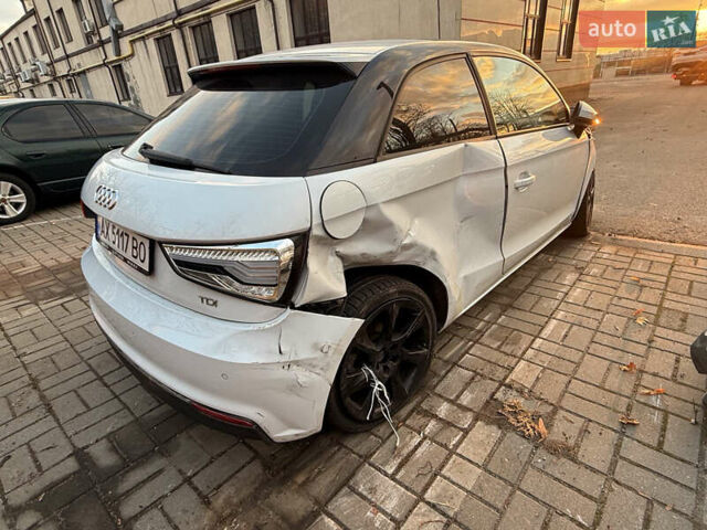 Белый Ауди А1, объемом двигателя 1.6 л и пробегом 35 тыс. км за 5400 $, фото 2 на Automoto.ua