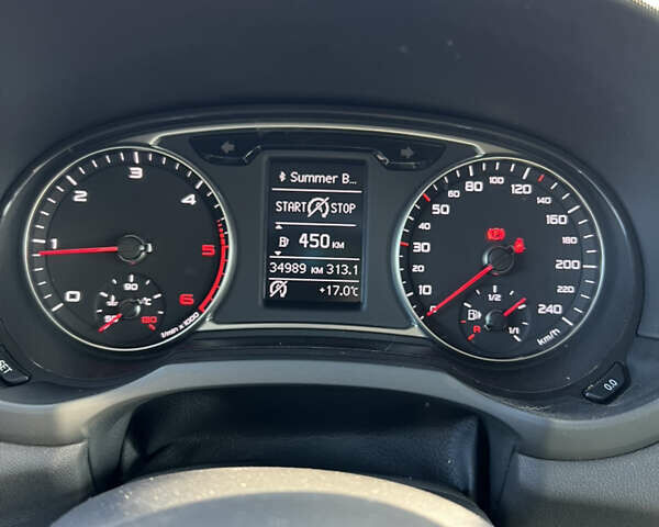 Білий Ауді А1, об'ємом двигуна 1.6 л та пробігом 35 тис. км за 16000 $, фото 5 на Automoto.ua
