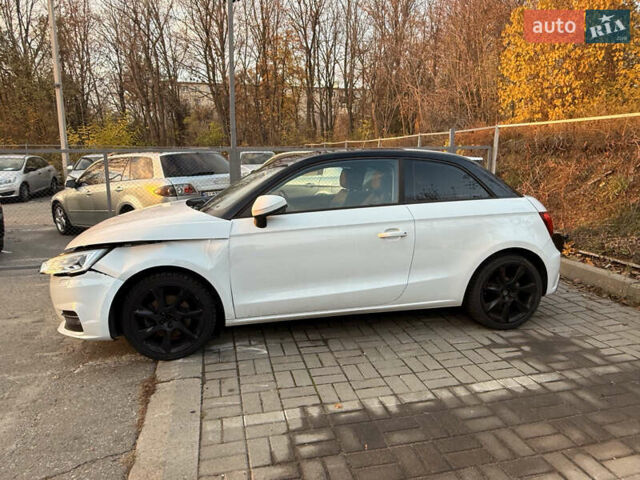 Білий Ауді А1, об'ємом двигуна 1.6 л та пробігом 35 тис. км за 5800 $, фото 2 на Automoto.ua