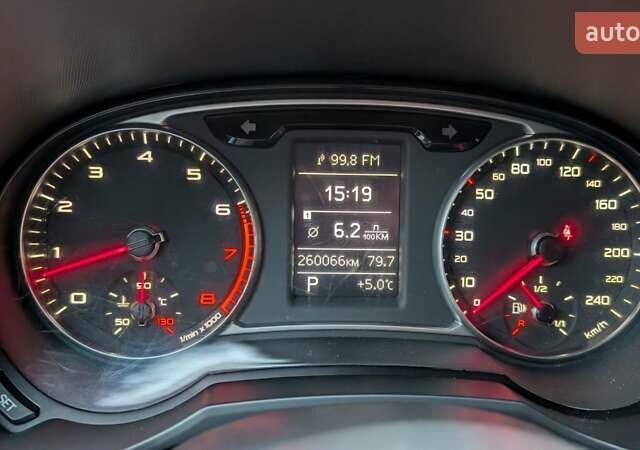 Чорний Ауді А1, об'ємом двигуна 1.39 л та пробігом 260 тис. км за 9500 $, фото 8 на Automoto.ua