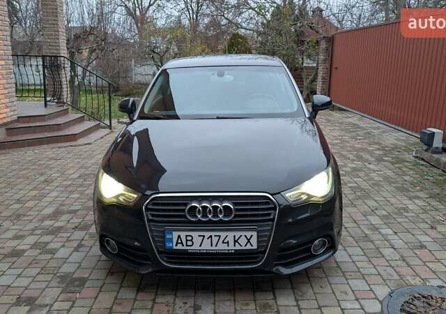 Чорний Ауді А1, об'ємом двигуна 1.39 л та пробігом 260 тис. км за 9500 $, фото 1 на Automoto.ua