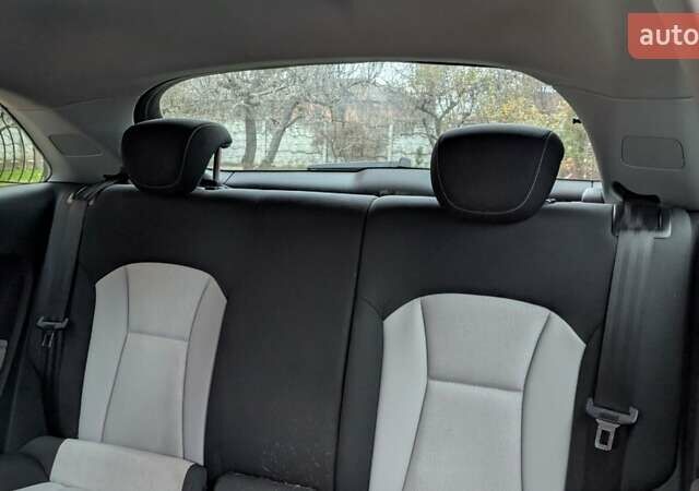 Чорний Ауді А1, об'ємом двигуна 1.39 л та пробігом 260 тис. км за 9500 $, фото 11 на Automoto.ua