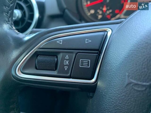 Черный Ауди А1, объемом двигателя 1.39 л и пробегом 204 тыс. км за 8290 $, фото 23 на Automoto.ua