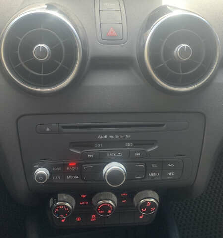 Чорний Ауді А1, об'ємом двигуна 1.6 л та пробігом 227 тис. км за 8500 $, фото 25 на Automoto.ua