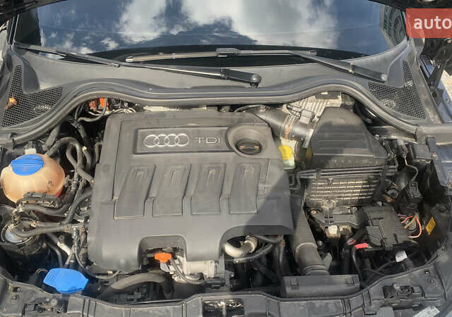 Чорний Ауді А1, об'ємом двигуна 1.6 л та пробігом 227 тис. км за 8500 $, фото 16 на Automoto.ua
