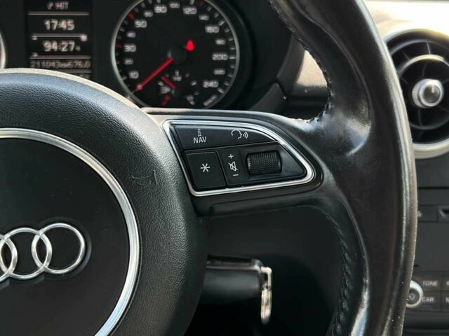 Черный Ауди А1, объемом двигателя 1.6 л и пробегом 209 тыс. км за 9750 $, фото 11 на Automoto.ua