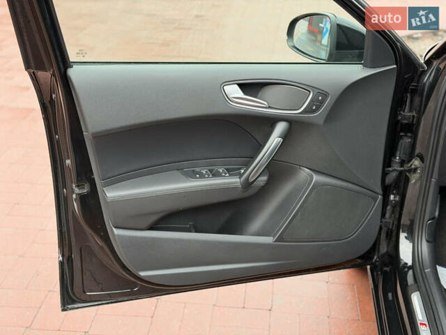 Черный Ауди А1, объемом двигателя 1.4 л и пробегом 113 тыс. км за 15300 $, фото 17 на Automoto.ua