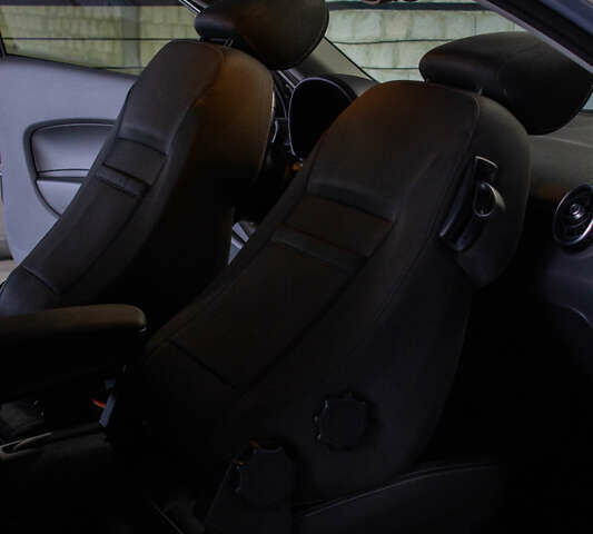 Чорний Ауді А1, об'ємом двигуна 1.6 л та пробігом 86 тис. км за 14500 $, фото 12 на Automoto.ua