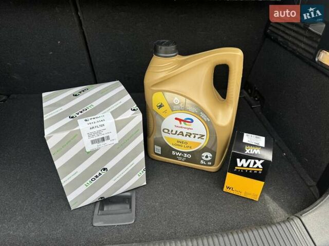 Коричневый Ауди А1, объемом двигателя 1.6 л и пробегом 158 тыс. км за 10777 $, фото 33 на Automoto.ua