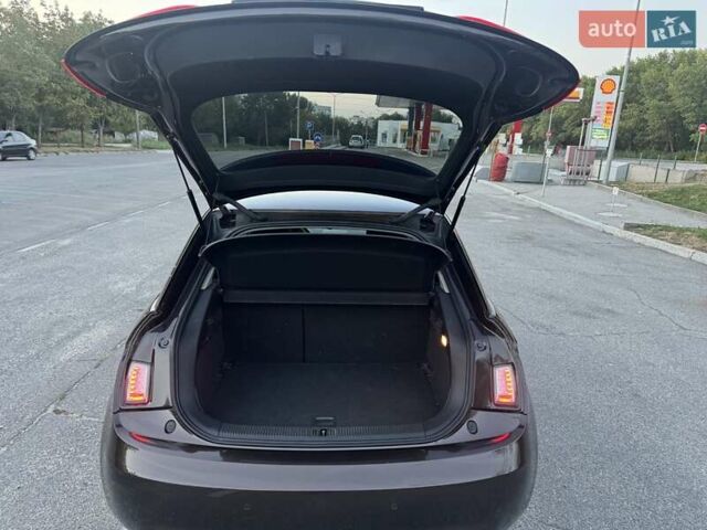 Коричневый Ауди А1, объемом двигателя 1.6 л и пробегом 158 тыс. км за 10499 $, фото 28 на Automoto.ua