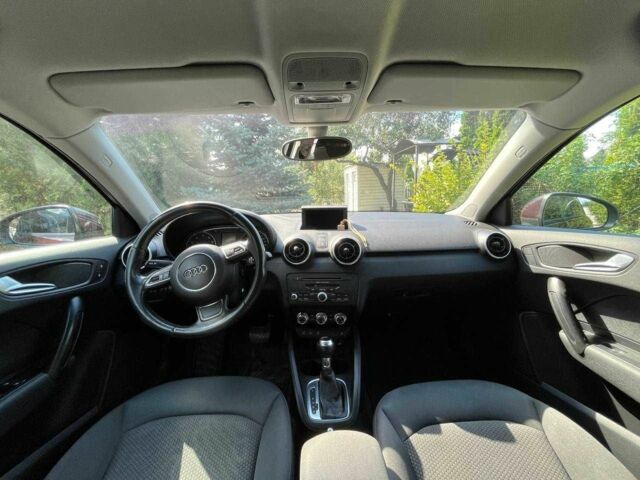 Ауди А1 2012 в Запорожье на Automoto.ua Красный Ауди А1, объемом двигателя 1.4 л и пробегом 122 тыс. км за 10900 $, фото 4 на Automoto.ua