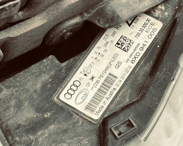 Червоний Ауді А1, об'ємом двигуна 1.4 л та пробігом 167 тис. км за 12900 $, фото 26 на Automoto.ua