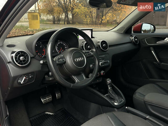 Красный Ауди А1, объемом двигателя 1.6 л и пробегом 120 тыс. км за 13900 $, фото 12 на Automoto.ua