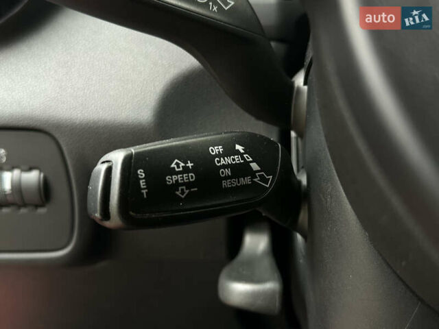 Красный Ауди А1, объемом двигателя 1.6 л и пробегом 120 тыс. км за 13900 $, фото 18 на Automoto.ua