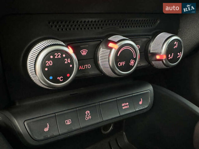 Красный Ауди А1, объемом двигателя 1.6 л и пробегом 120 тыс. км за 13900 $, фото 22 на Automoto.ua