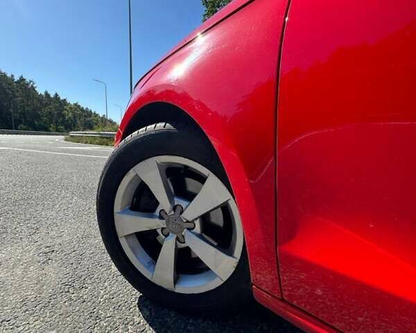 Ауди А1 2015 в Киеве на Automoto.ua Красный Ауди А1, объемом двигателя 1.6 л и пробегом 102 тыс. км за 15999 $, фото 4 на Automoto.ua