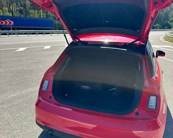 Ауди А1 2015 в Киеве на Automoto.ua Красный Ауди А1, объемом двигателя 1.6 л и пробегом 102 тыс. км за 15999 $, фото 1 на Automoto.ua