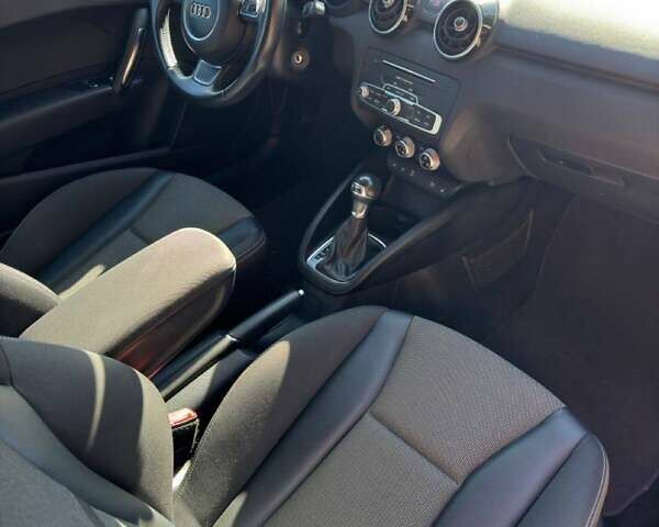 Ауди А1 2015 в Киеве на Automoto.ua Красный Ауди А1, объемом двигателя 1.6 л и пробегом 102 тыс. км за 15999 $, фото 37 на Automoto.ua