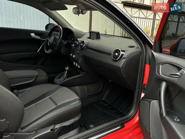 Красный Ауди А1, объемом двигателя 1.6 л и пробегом 120 тыс. км за 13900 $, фото 13 на Automoto.ua