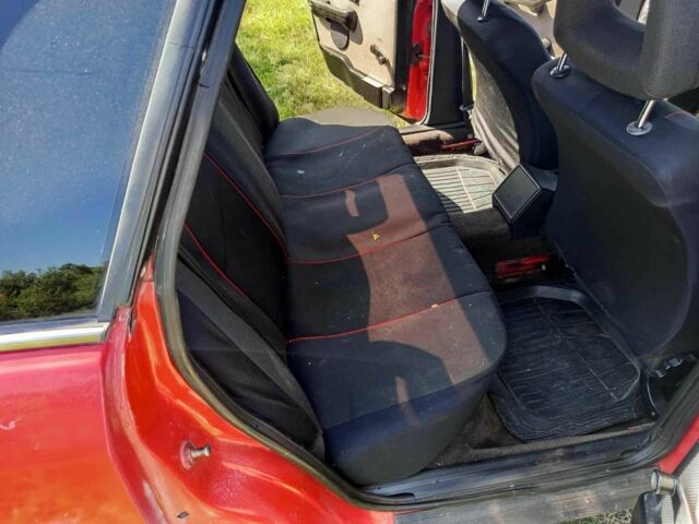 Ауди А1 1988 в Богородчанах на Automoto.ua Красный Ауди А1, объемом двигателя 0 л и пробегом 200 тыс. км за 800 $, фото 6 на Automoto.ua