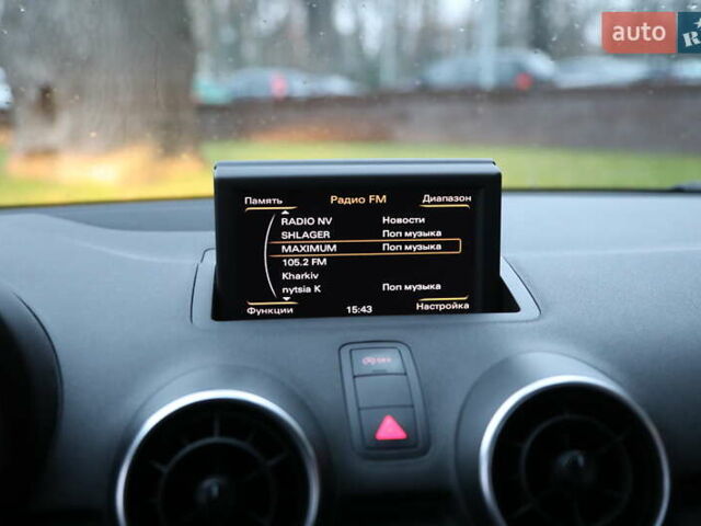 Ауди А1, объемом двигателя 1.39 л и пробегом 70 тыс. км за 12000 $, фото 13 на Automoto.ua