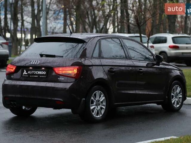 Ауди А1, объемом двигателя 1.39 л и пробегом 70 тыс. км за 12000 $, фото 3 на Automoto.ua